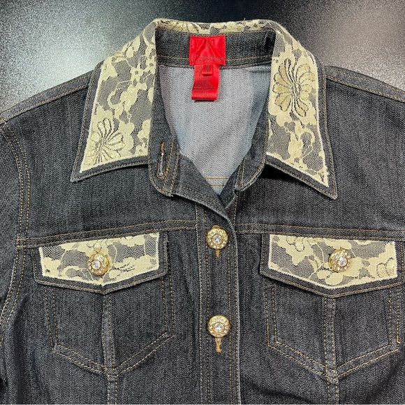 V Cristina Denim Suit-Lace Detail and Jeweled Buttons. - Picture 3 of 16